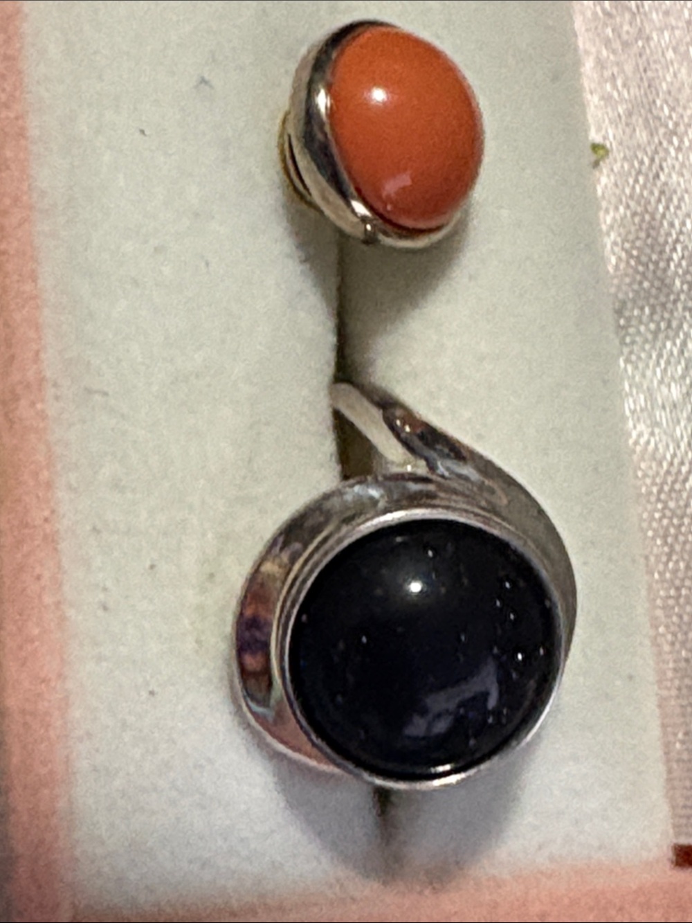 Kameleon Sterling SilverJewel Pop ring with Black and Coral pops sz 6 10A